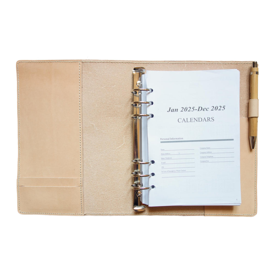 porta agenda A5 con anelli in cuoio#colore_naturale